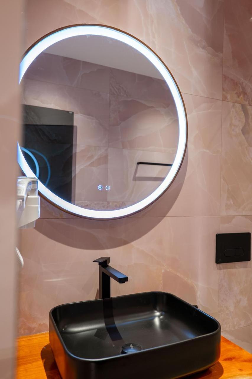 Juer Hotel Bajkaj Екстер'єр фото